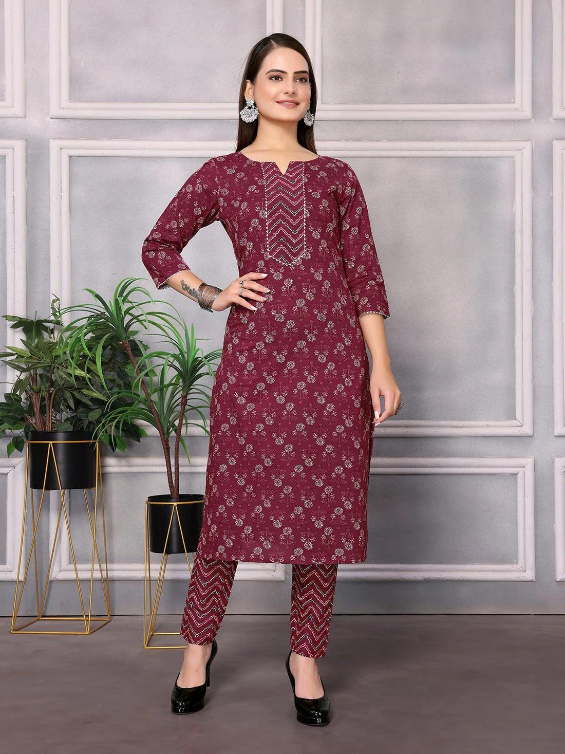 Buy Cotton Floral Printed Calf Length Straight Kurta With Pant-Maroon