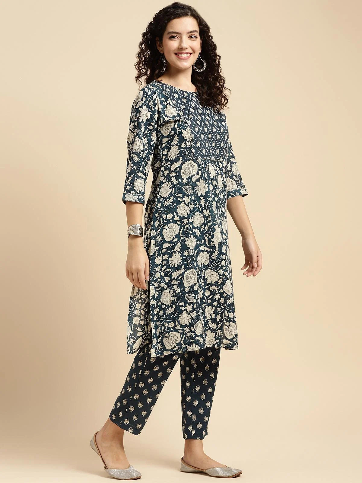 Buy Cotton Floral Printed Knee Length Straight Kurta With Pant-Blue