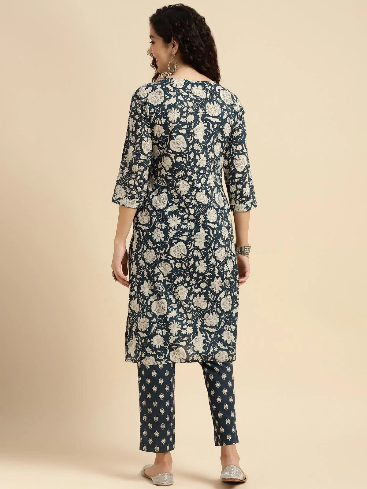 Buy Cotton Floral Printed Knee Length Straight Kurta With Pant-Blue