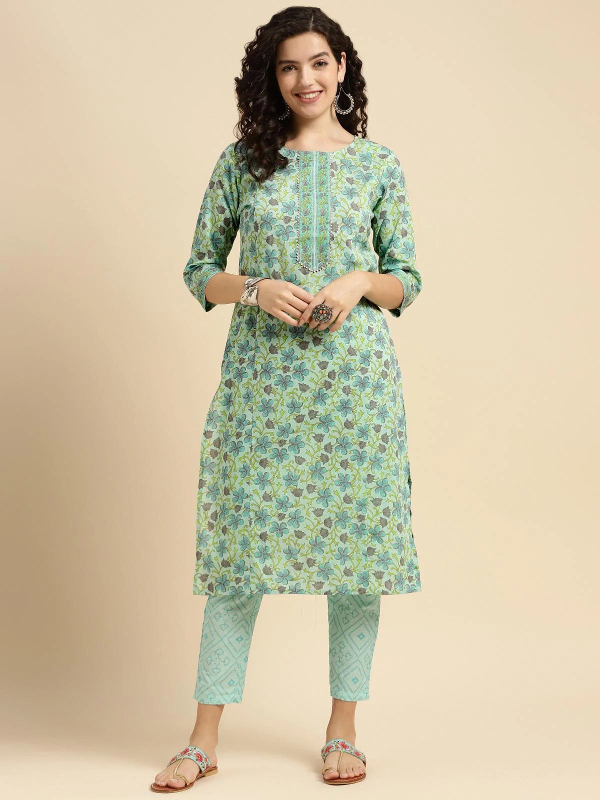 Buy Cotton Floral Printed Knee Length Straight Kurta With Pant-Green