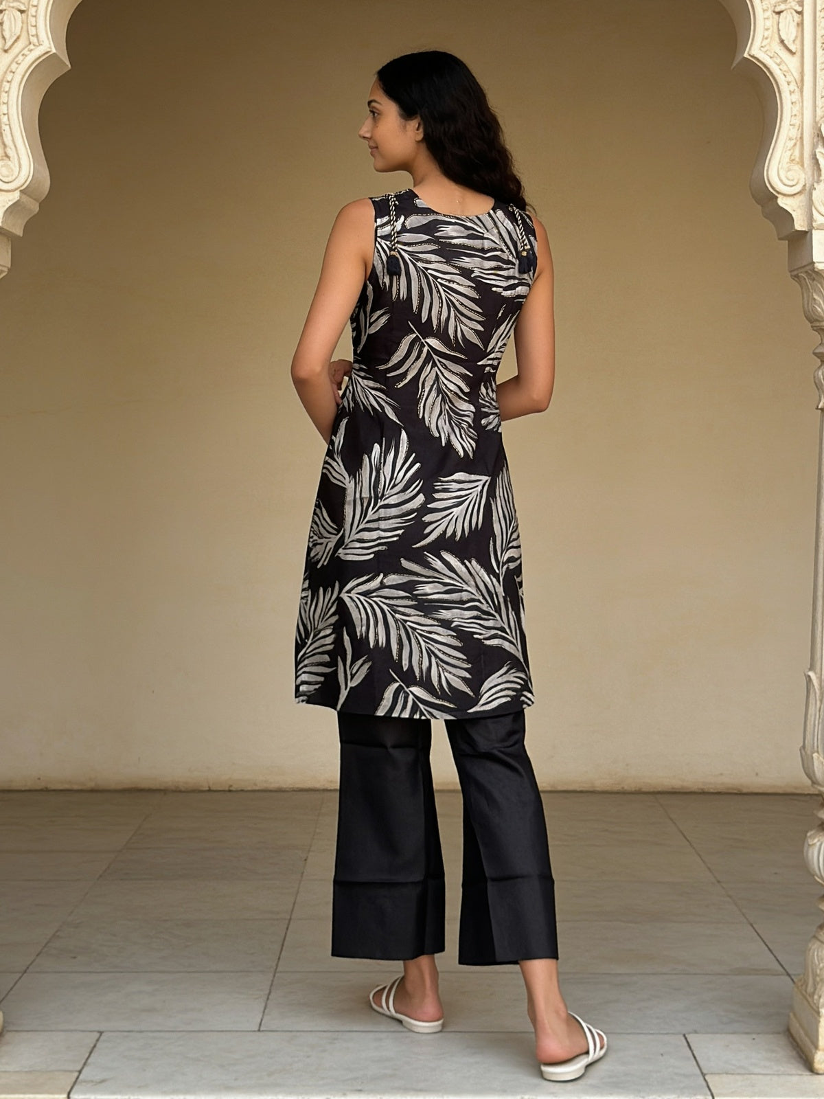 Buy Viscose Embroidered Straight Knee Length Kurta With Pant-Black