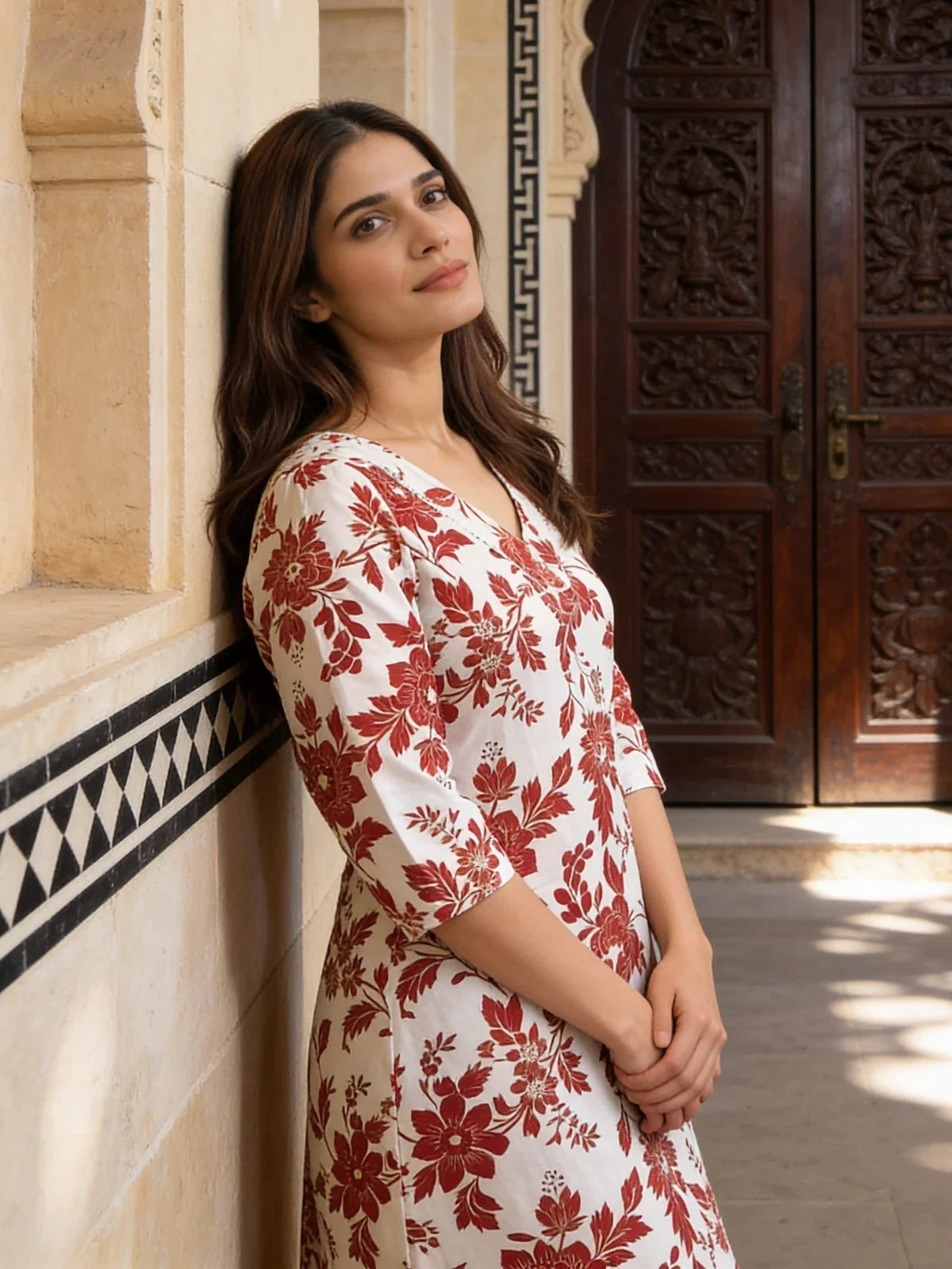 Buy Rayon Printed Straight Knee Length Kurta-Red