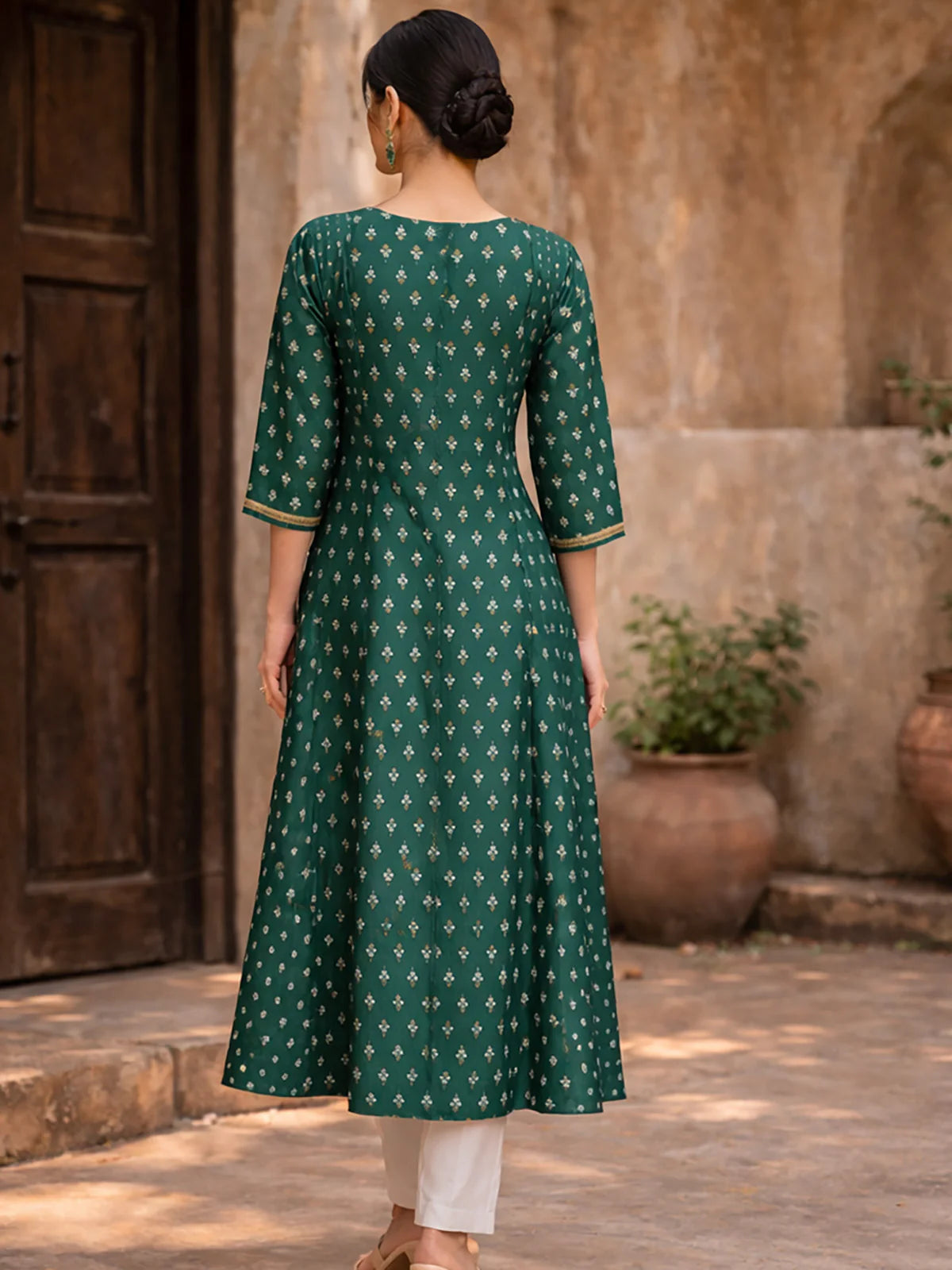 Buy Poly Viscose Embroidered Anarkali Calf Length Kurta-Green