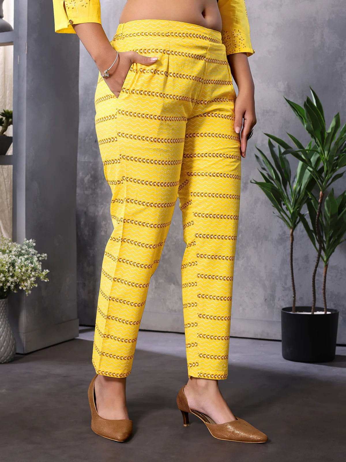 Buy Cotton Printed Calf Length Straight Kurta With Pant-Yellow