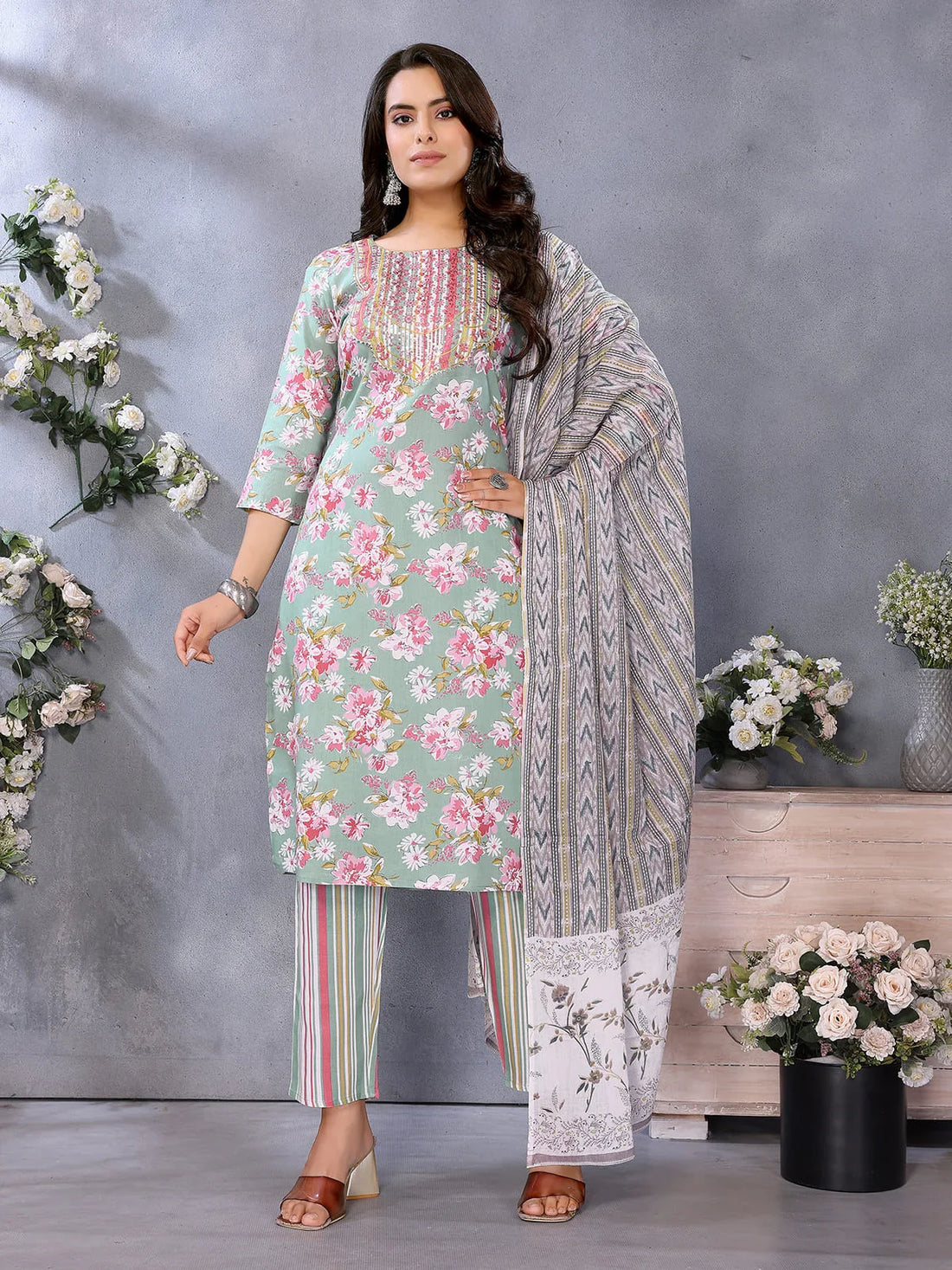 Buy Rayon Printed Straight Knee Length Kurta with Pant-Green