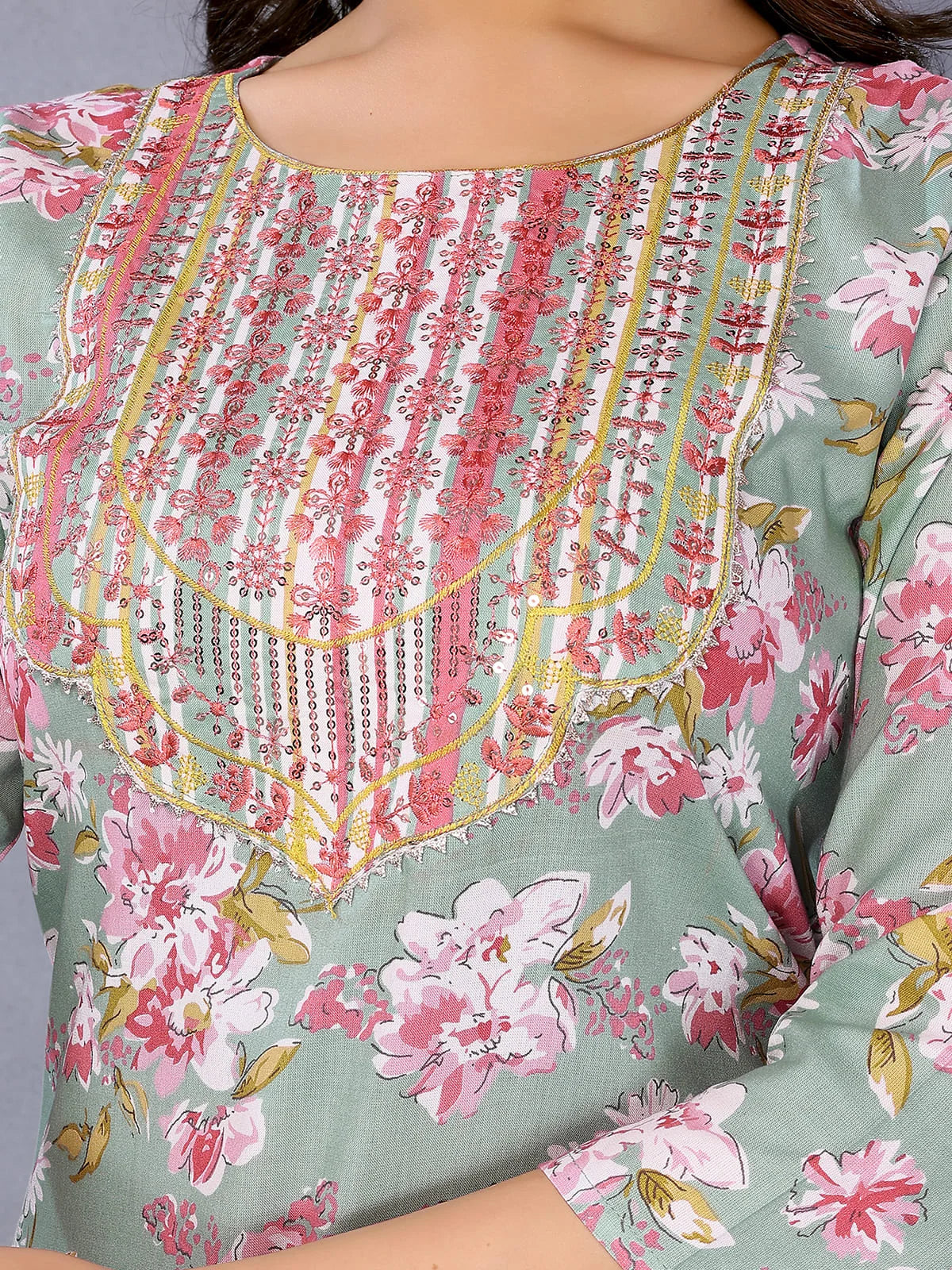 Buy Rayon Printed Straight Knee Length Kurta with Pant-Green