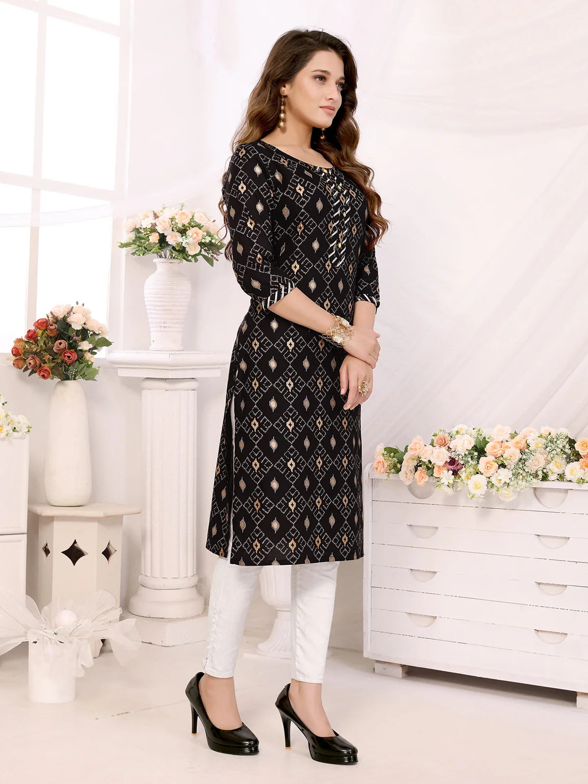 Buy Rayon Printed Calf Length Straight Kurta-Black