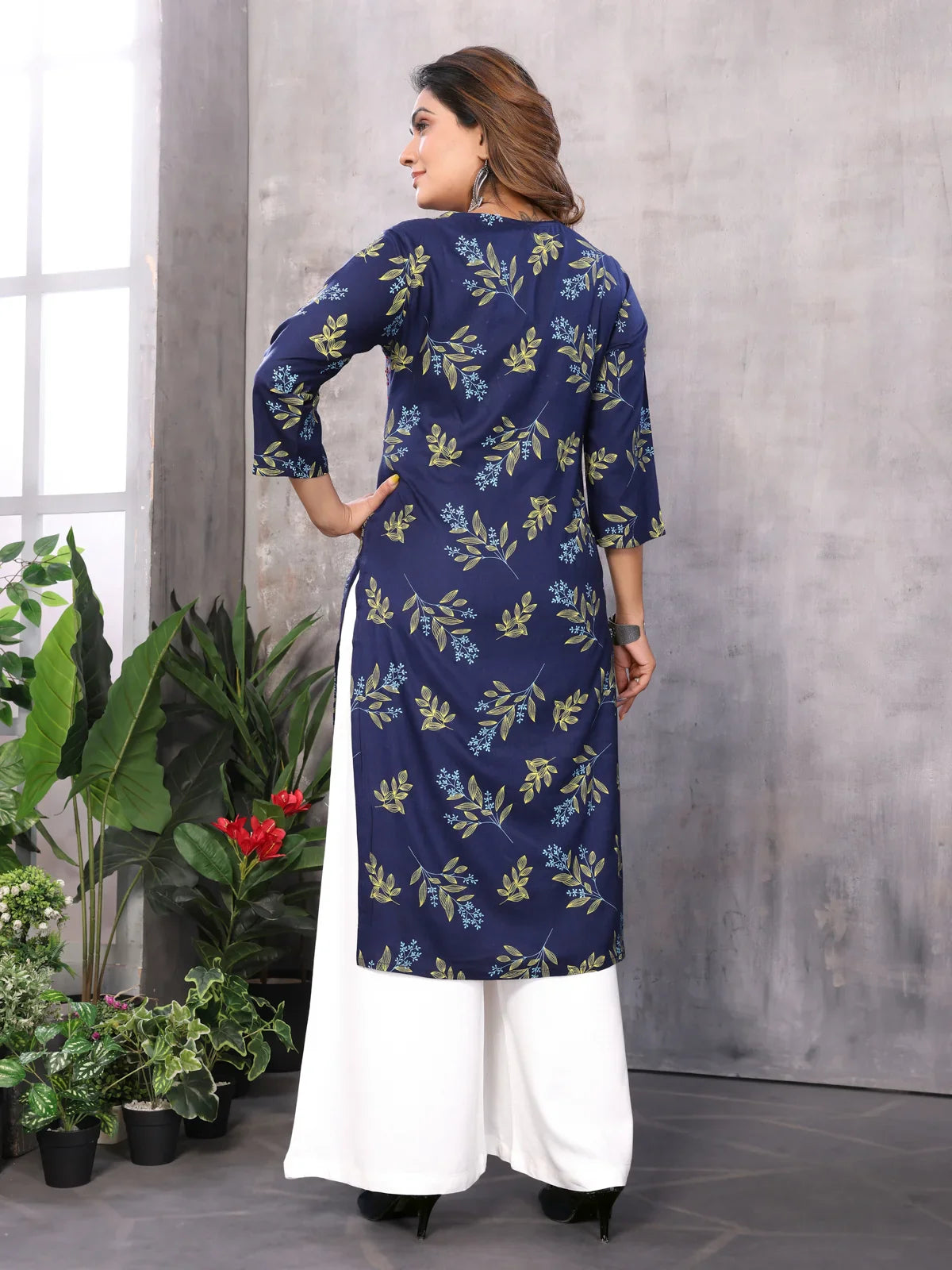 Buy Rayon Printed Straight Knee Length Kurti-Blue