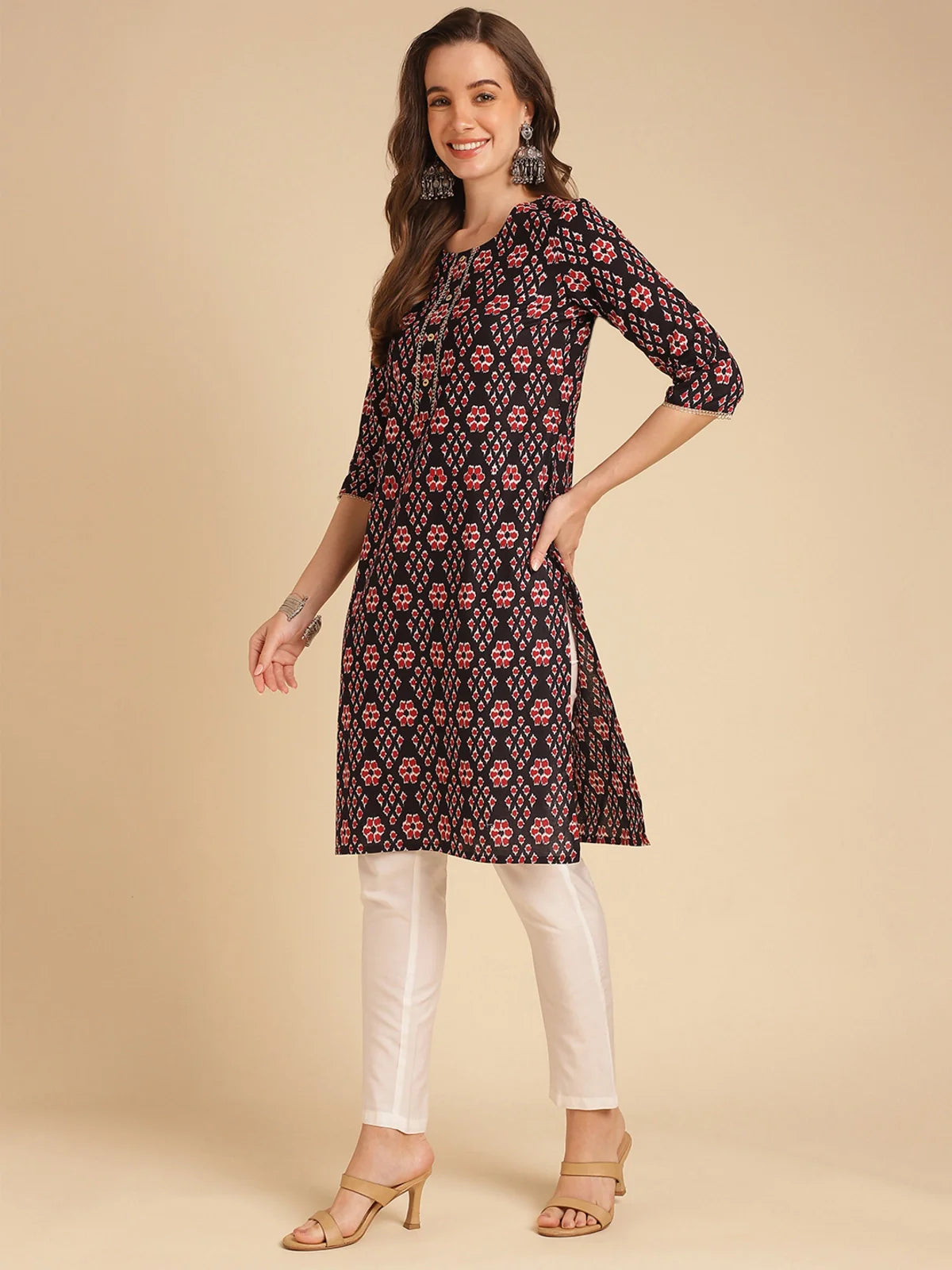 Buy Cotton Ikat Printed Knee Length Straight Kurta-Black