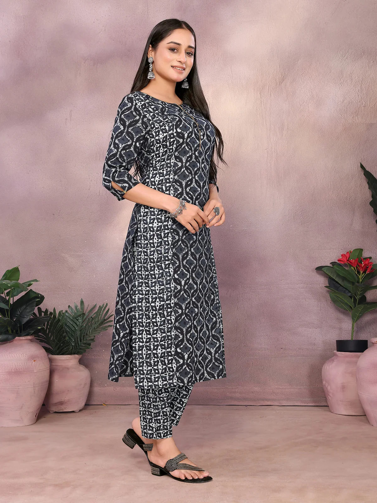 Buy Cotton Printed Straight Calf Length Kurta with Pant-Grey