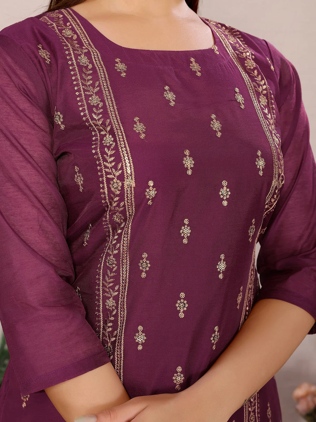 Buy Chanderi Embroidered Straight Knee Length Kurta-Maroon
