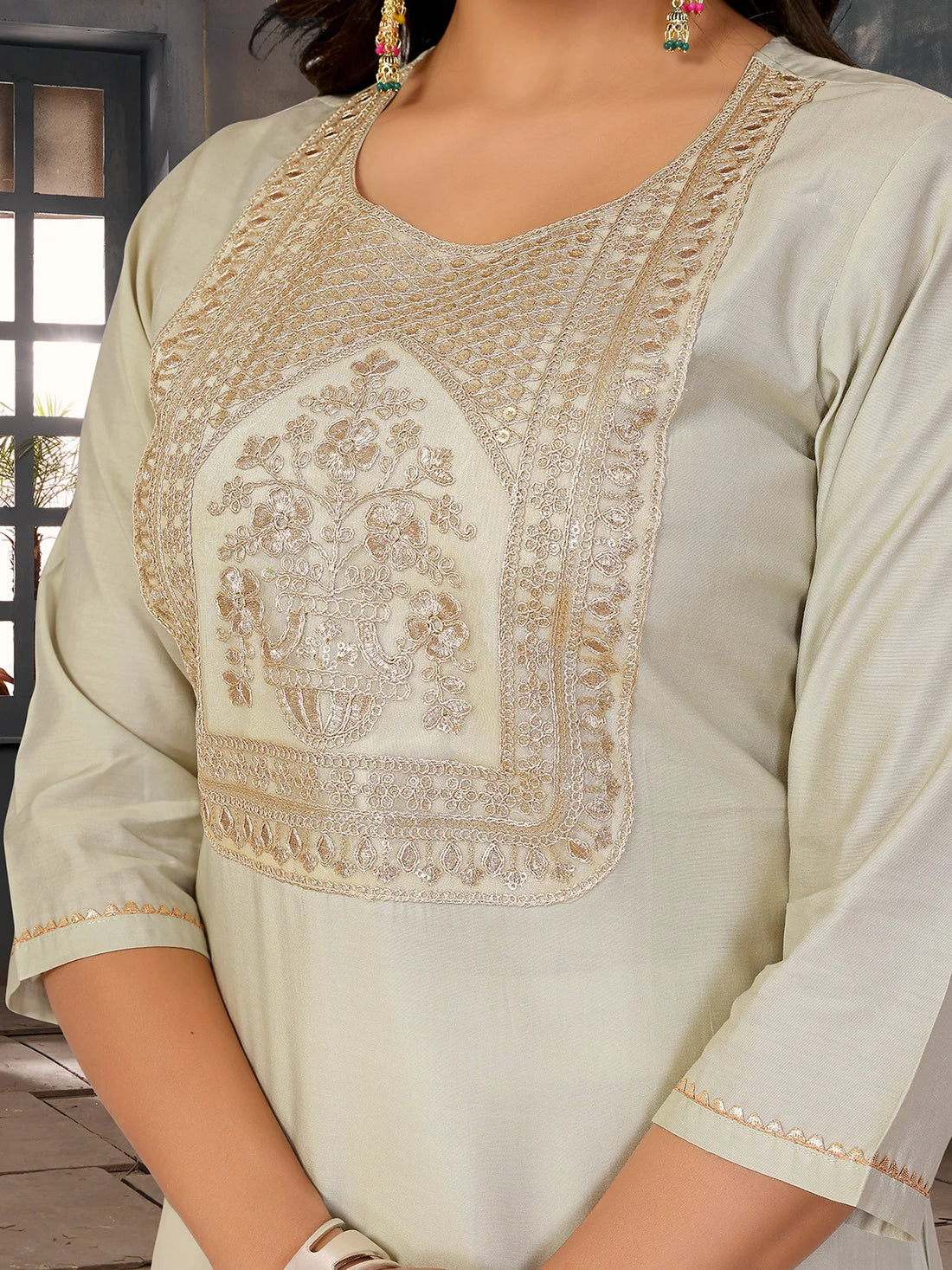 Buy Viscose Blend Embroidered Straight Calf Length Kurta-Light Green