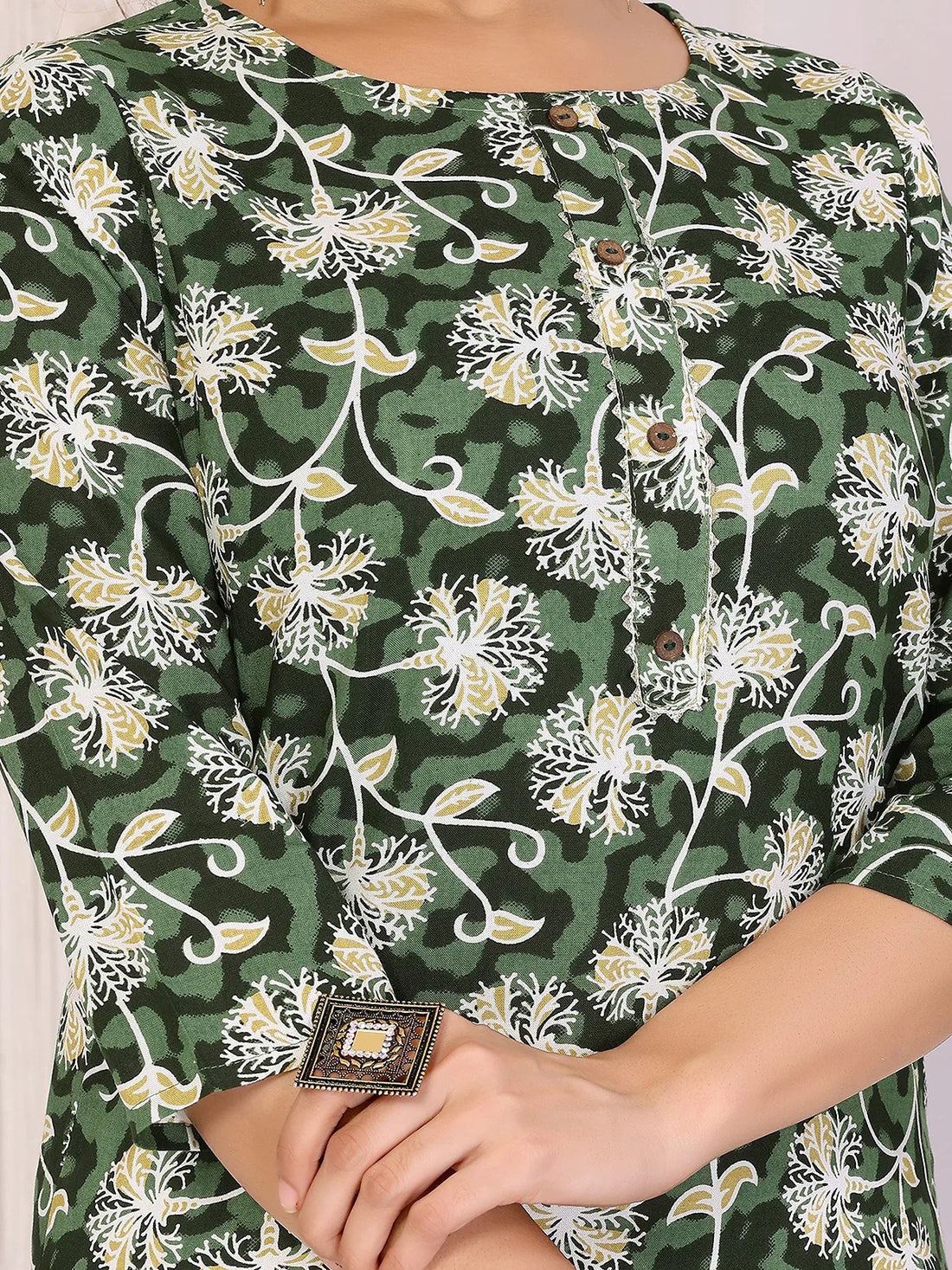 Buy Rayon Printed Straight Knee Length Kurta-Green