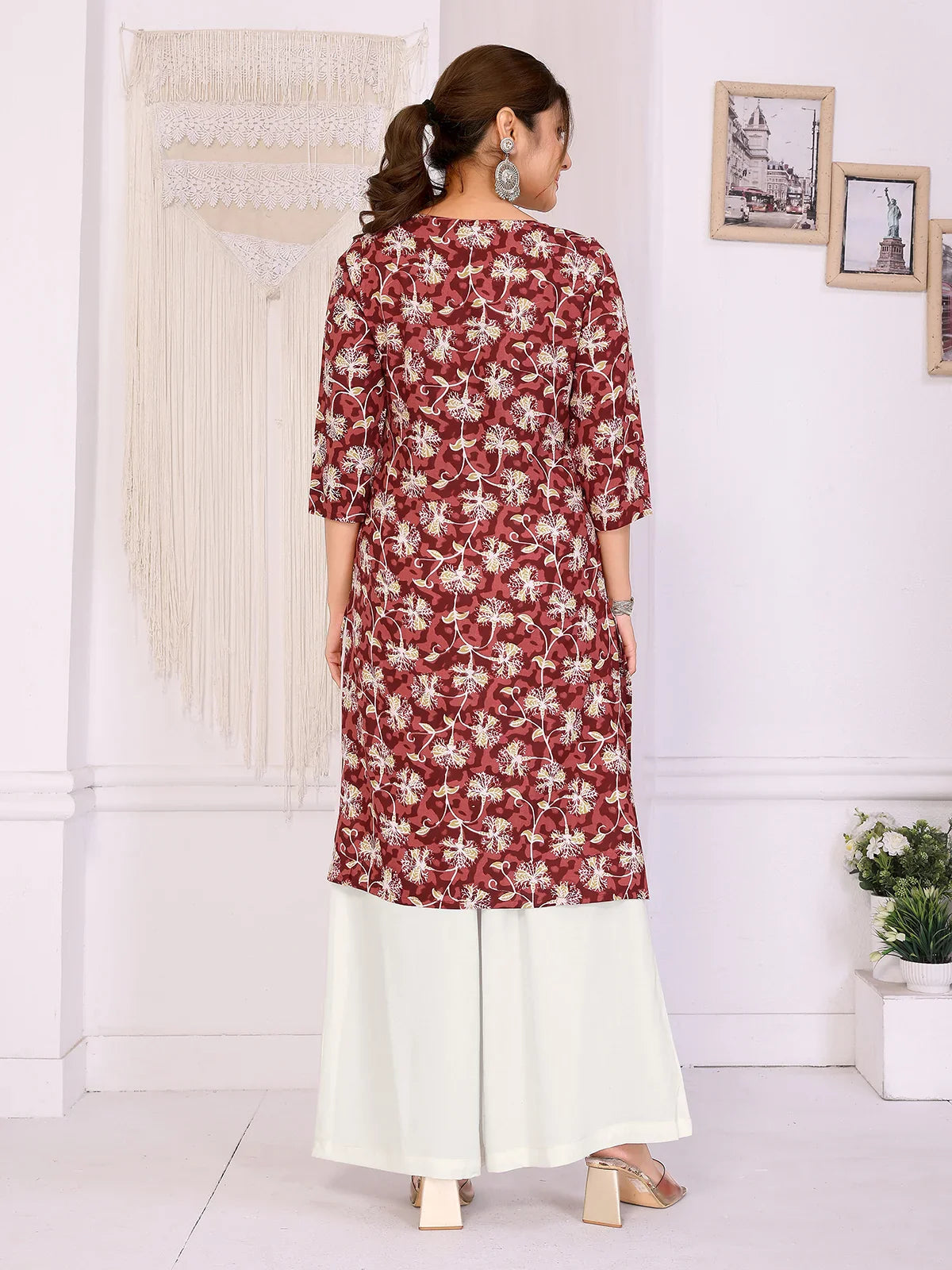 Buy Rayon Printed Straight Knee Length Kurta-Red
