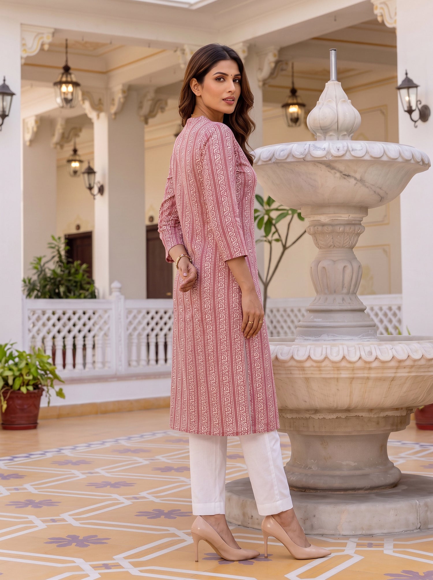 Buy Viscose Printed Straight Knee Length Kurta-Pink
