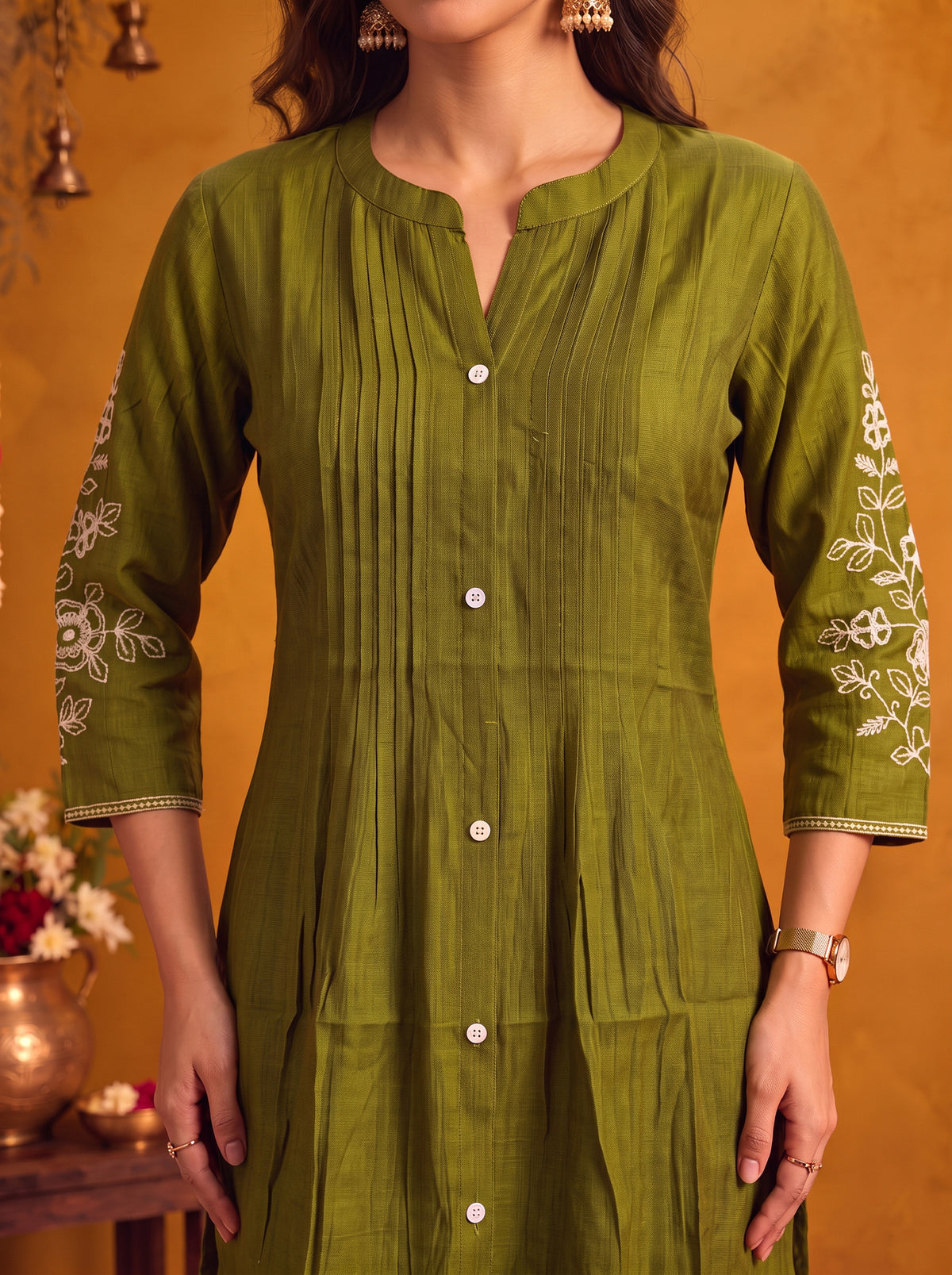 Viscose Embroidered Straight Thigh Length Kurta With Pant