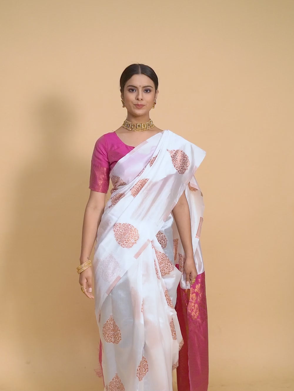 Buy Ethnic Motifs Banarasi Silk Saree With Blouse Piece-White