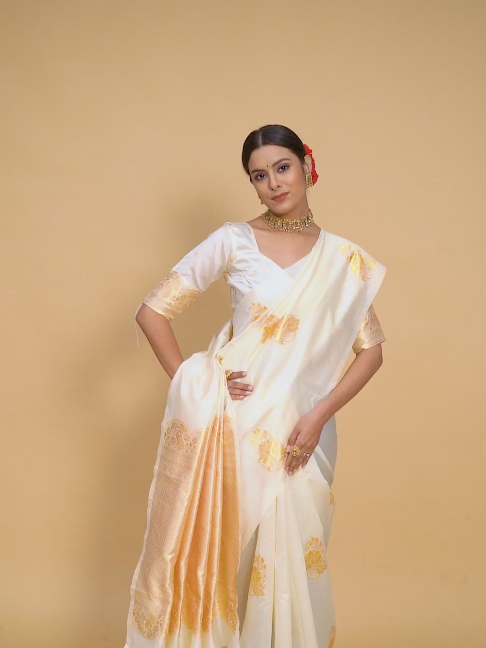 Buy Ethnic Motifs Banarasi Silk Saree With Blouse Piece-Cream