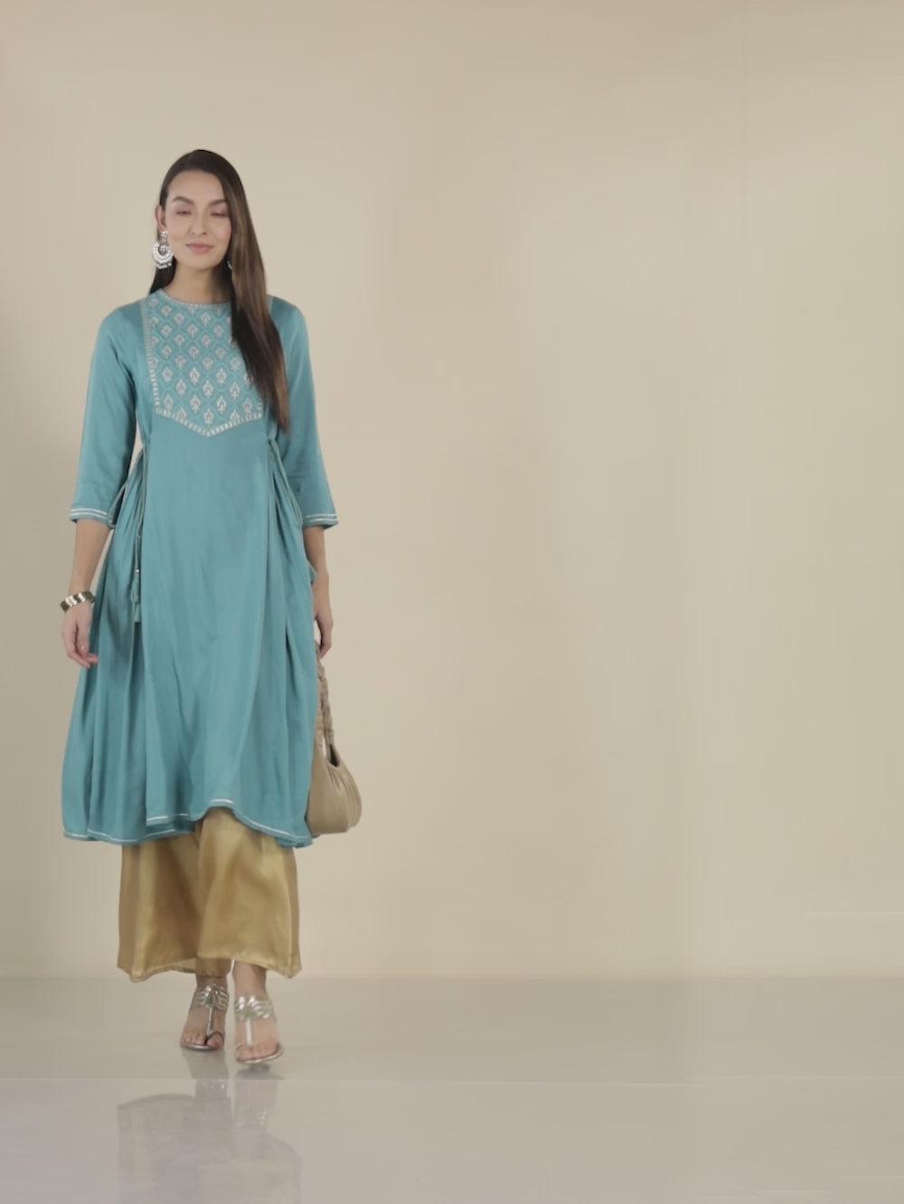 Buy Rayon Yoke Zari Embroidered Calf Length Flared Kurta With Side Tie Up-Teal